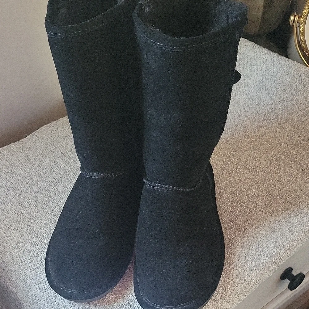 BearPaw buckle suede boots